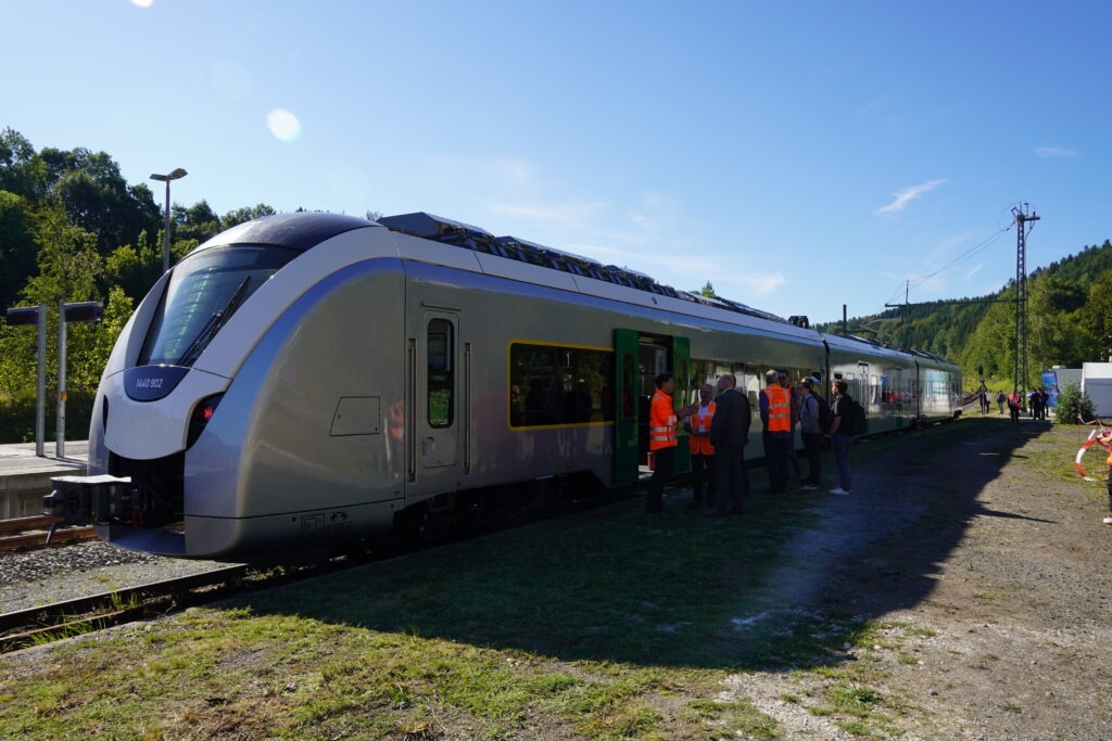 A specially equipped test train with newest digital technologies